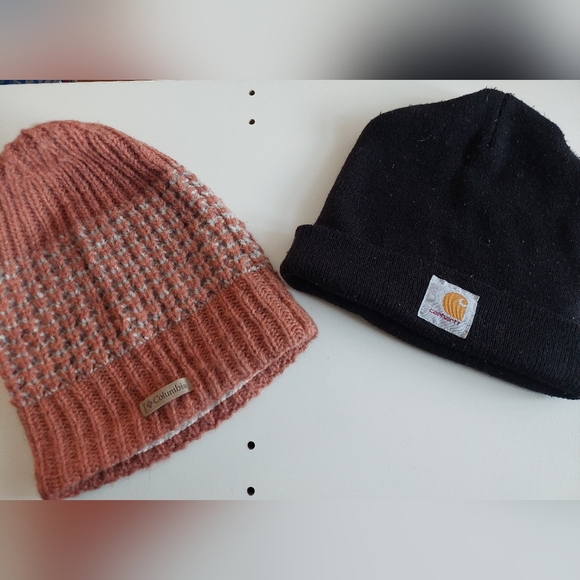 Lot of 2 Beanie Hats Carhartt.  Columbia Unisex One size - Picture 1 of 4